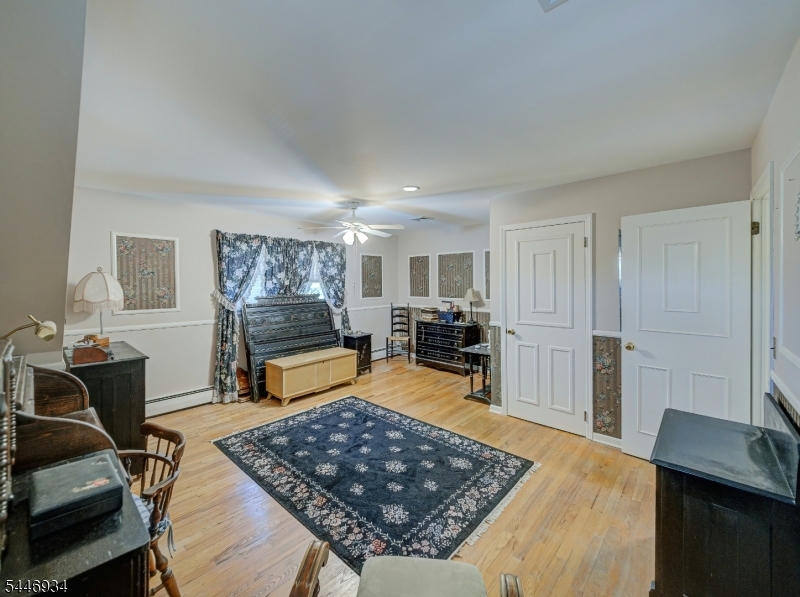 319 Marion Pl Property Photo 21