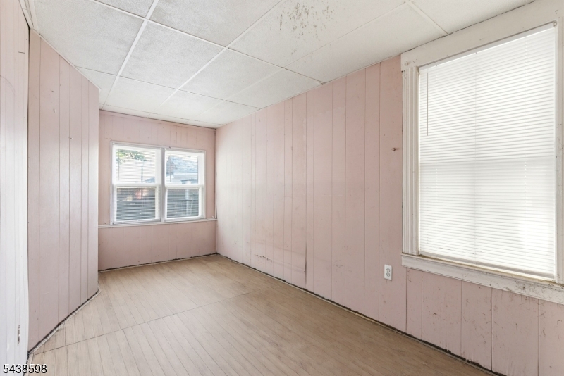 45 Union Ave Property Photo 18