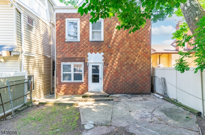 45 Union Ave Property Photo 36