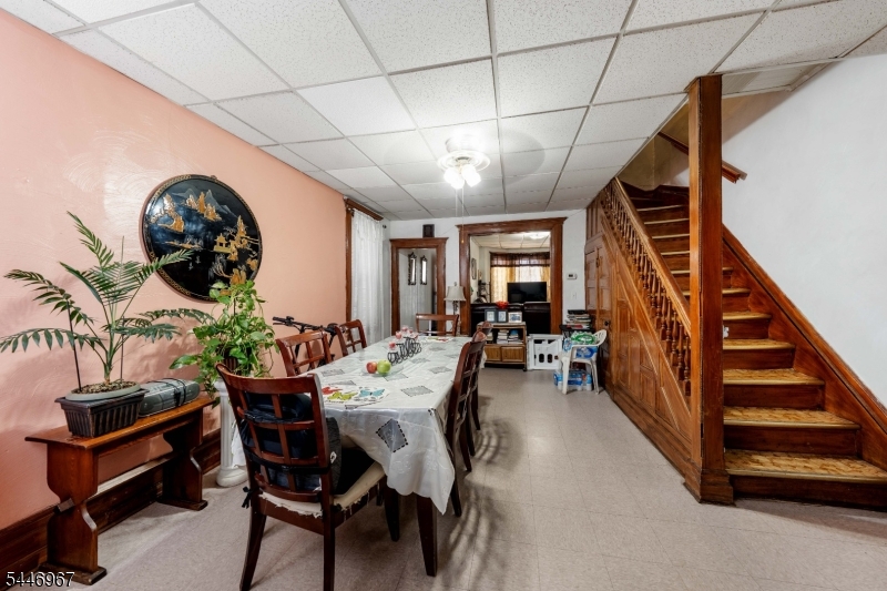 149 Howe Ave Property Photo 14