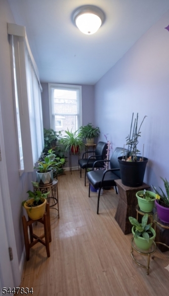 264 Sherman St Property Photo 2