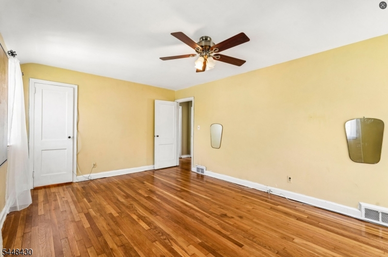 28 Johnson Ave Property Photo 9