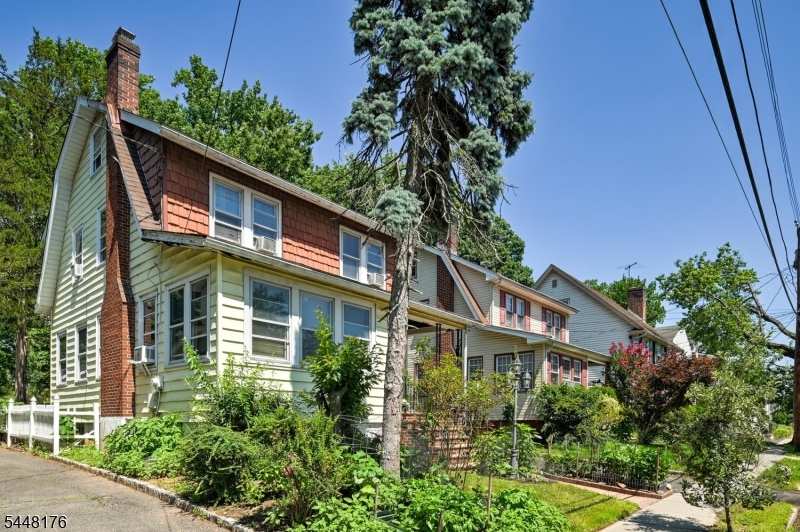 47 Boyden Pkwy Property Photo 3