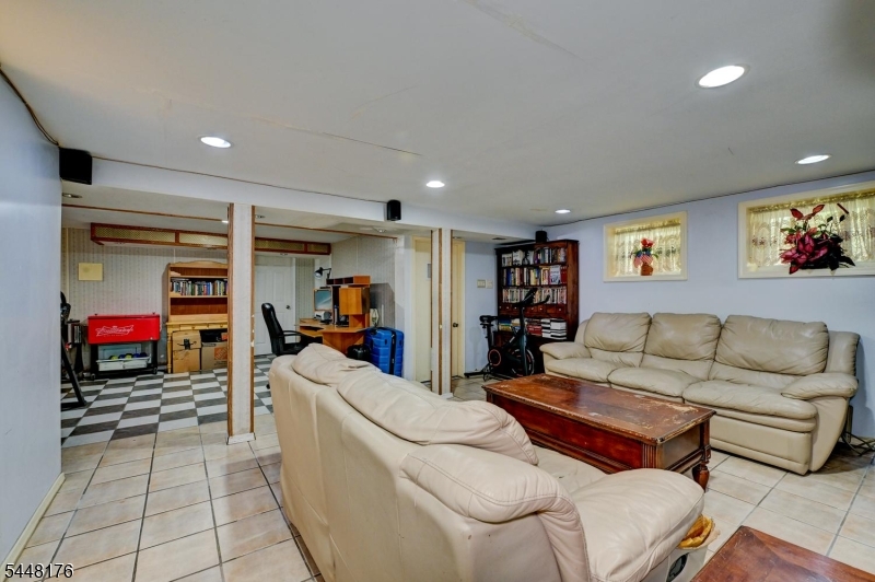 47 Boyden Pkwy Property Photo 32