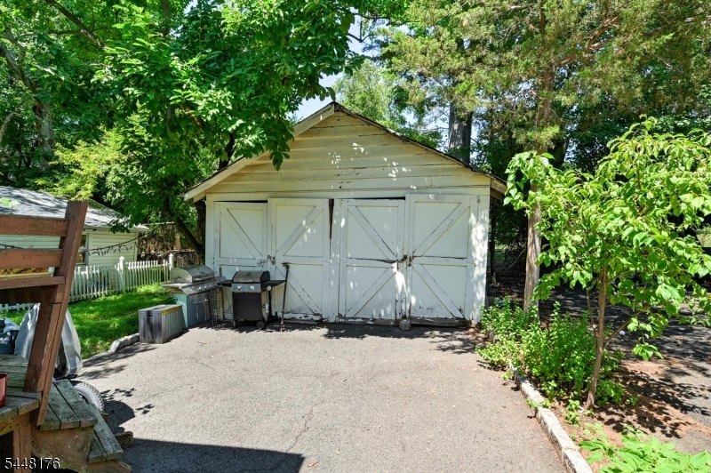 47 Boyden Pkwy Property Photo 34