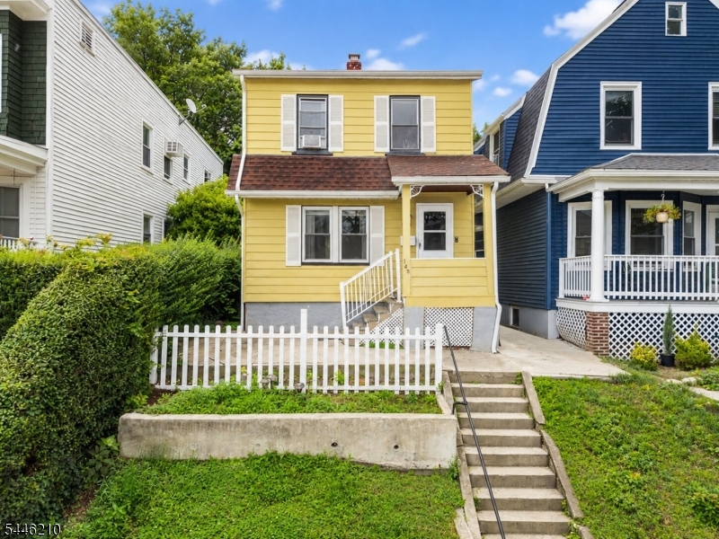 148 Watson Ave Property Photo 1