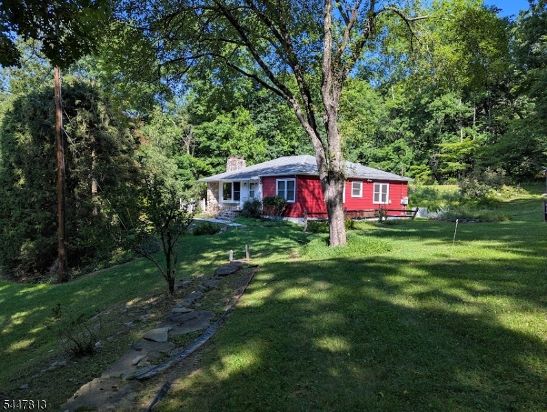 438 Longview Dr Property Photo 14