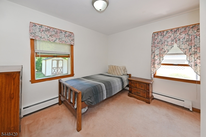 143 Greenwood Ave Property Photo 8