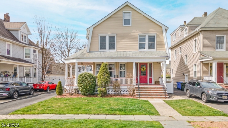 206 Mortimer Ave Property Photo 1