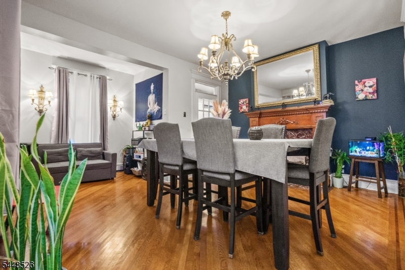 206 Mortimer Ave Property Photo 15