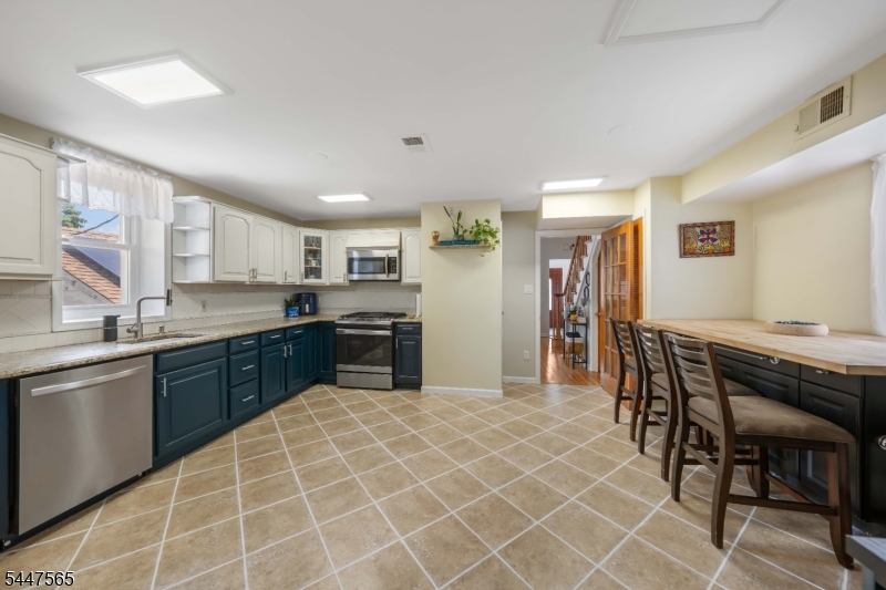 4 Jeanette St Property Photo 1