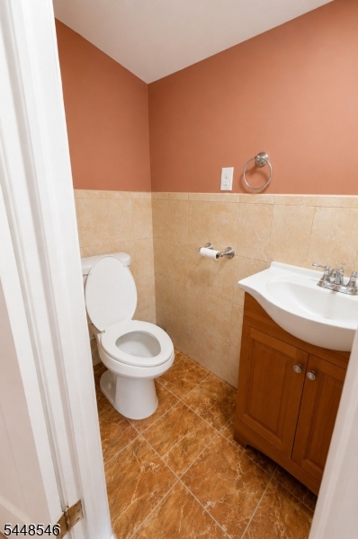 21 Chester Ave Property Photo 17
