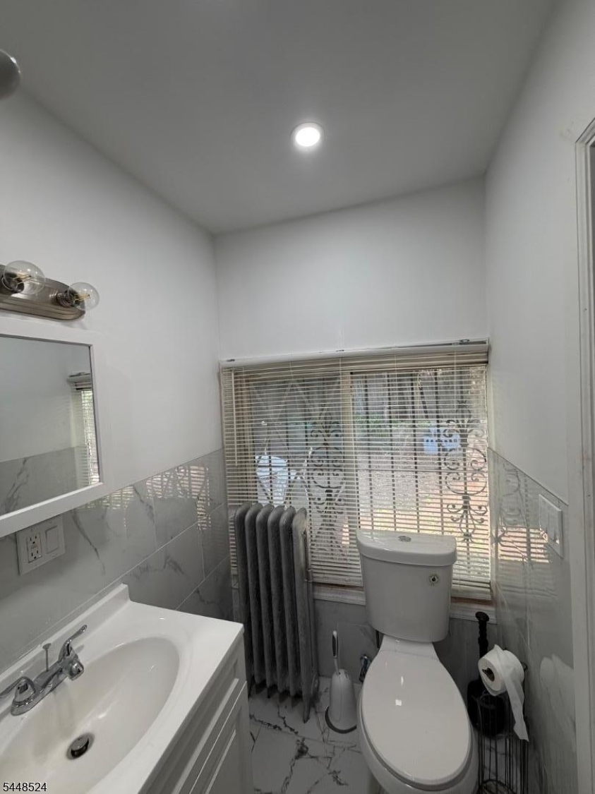 139 Osborne Ter Property Photo 17