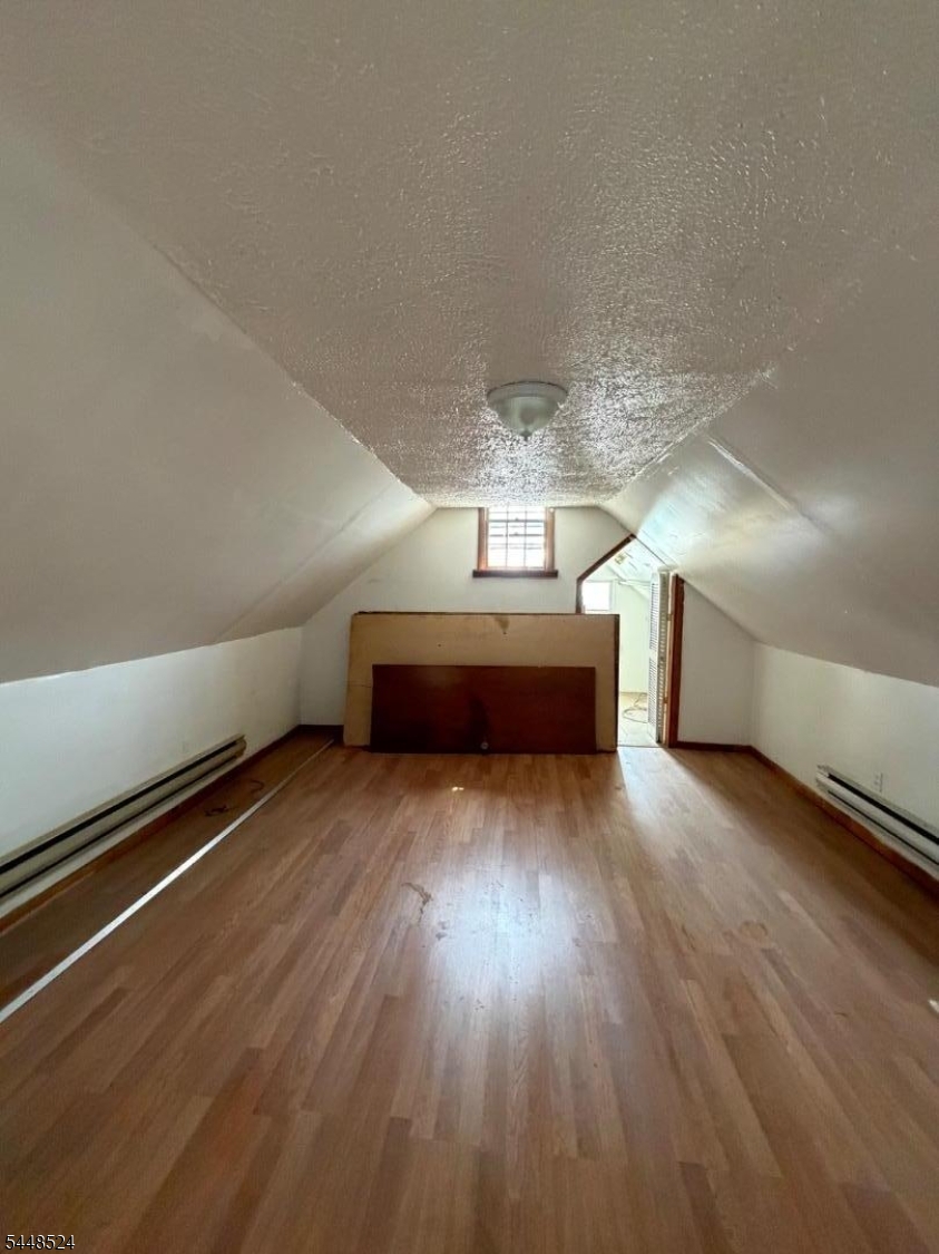139 Osborne Ter Property Photo 31
