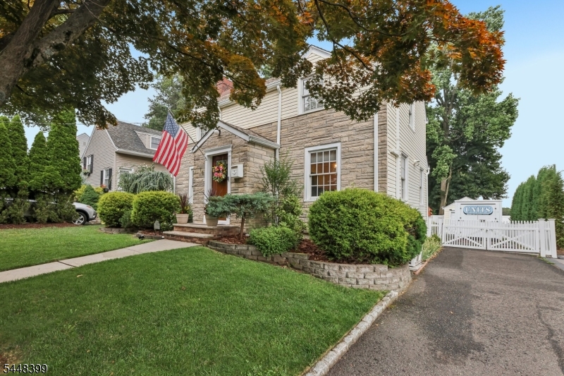 14 Franklin St Property Photo 6
