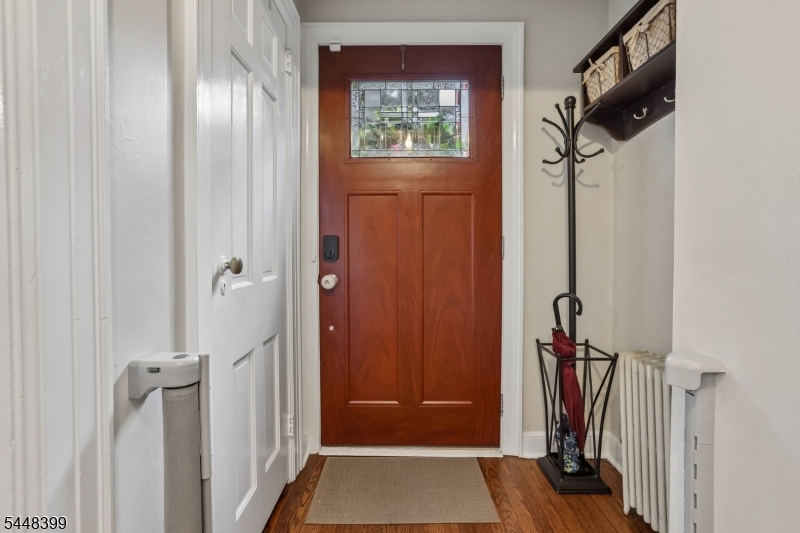 14 Franklin St Property Photo 8