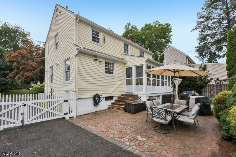 14 Franklin St Property Photo 35