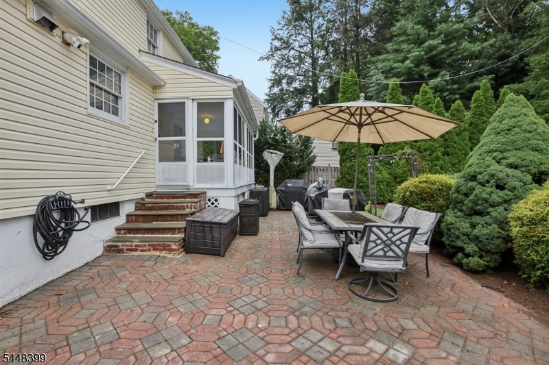 14 Franklin St Property Photo 37