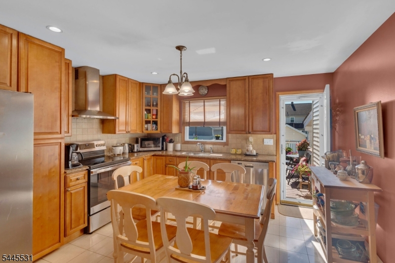 641 Palisade Rd Property Photo 8