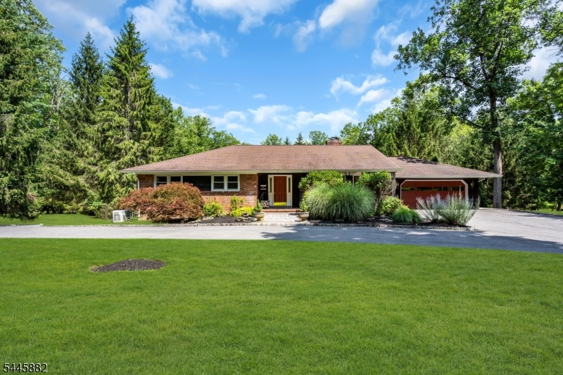 20 Cora Ln Property Photo 6