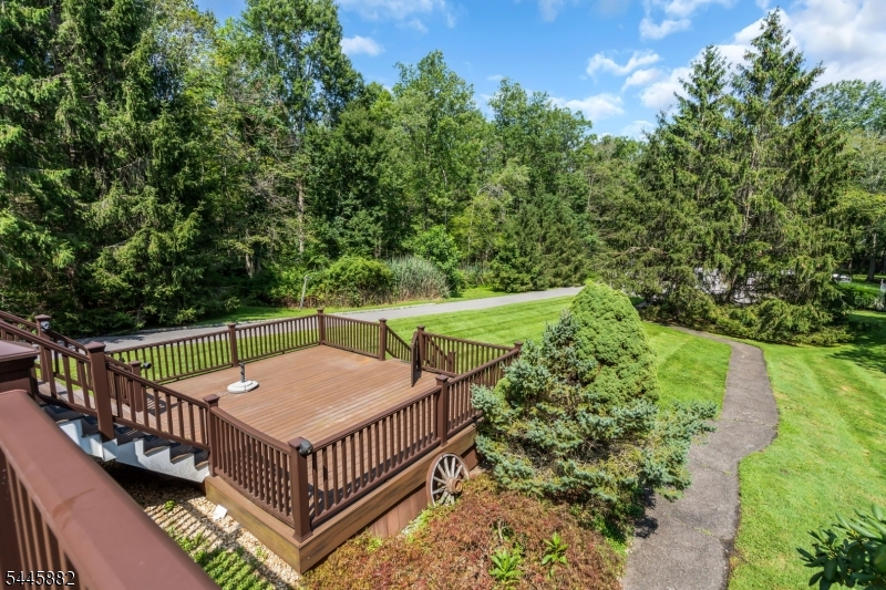 20 Cora Ln Property Photo 21