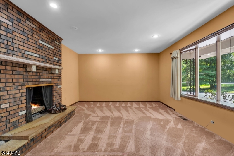 20 Cora Ln Property Photo 23