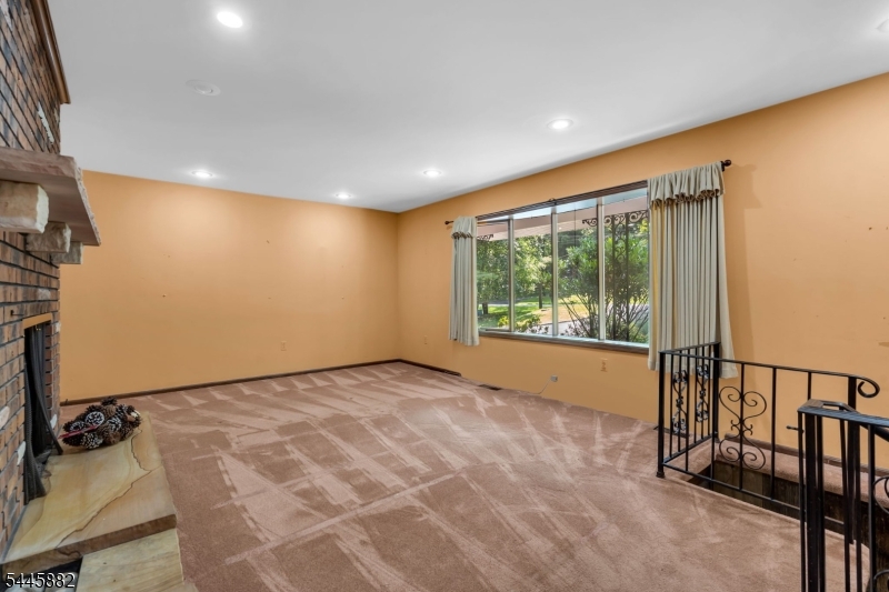 20 Cora Ln Property Photo 24
