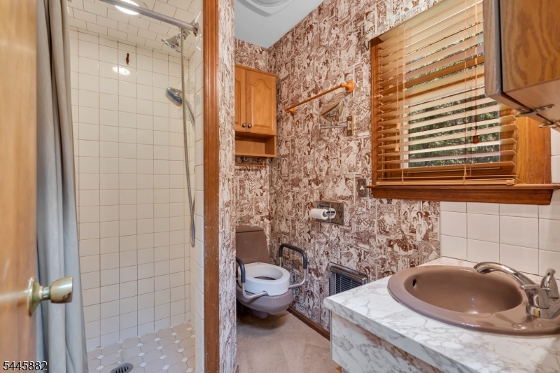 20 Cora Ln Property Photo 36