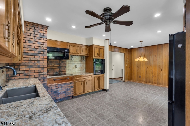 20 Cora Ln Property Photo 43