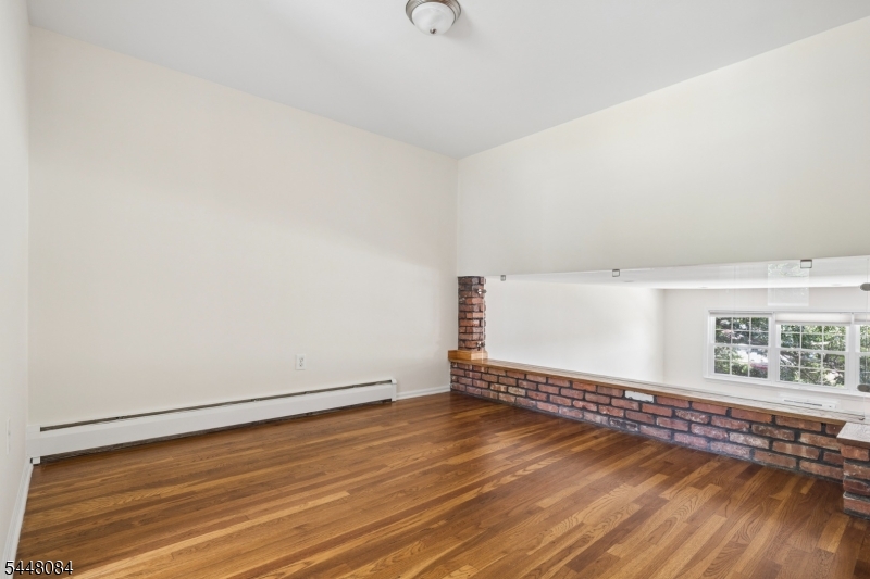320 South St 16c Property Photo 8