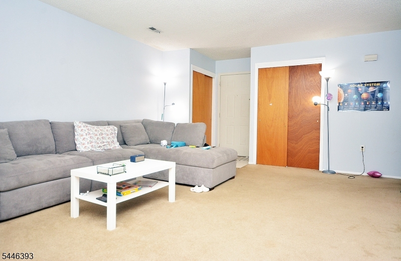 1508 Edison Glen Ter 1508 Property Photo 5