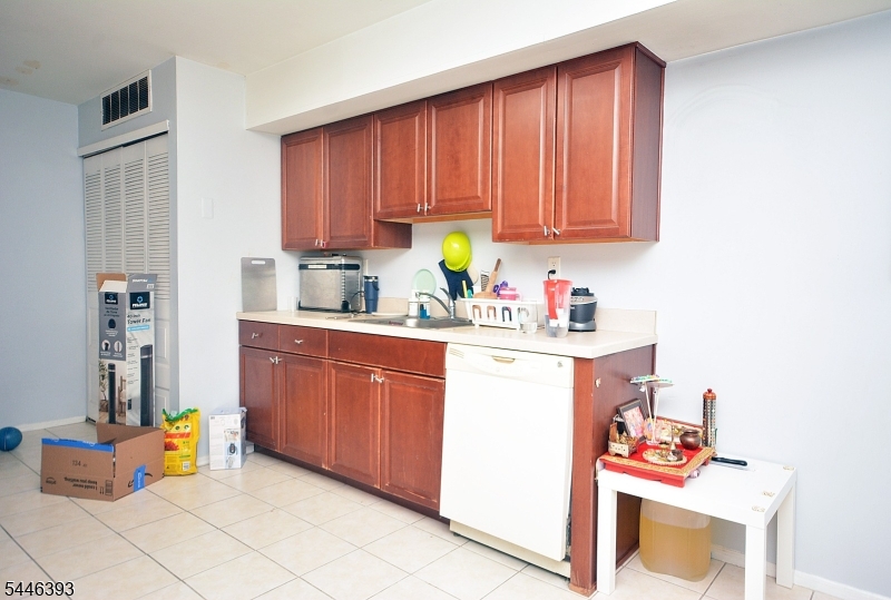 1508 Edison Glen Ter 1508 Property Photo 7