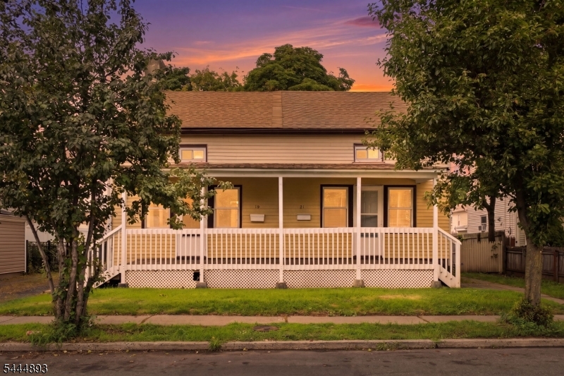 19 Chatham St Property Photo 1