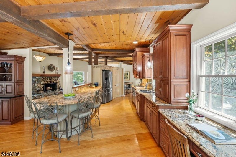 100 Pine Grove Rd Property Photo 13