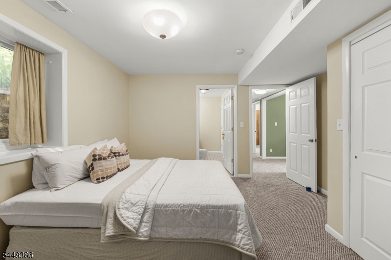 100 Pine Grove Rd Property Photo 33