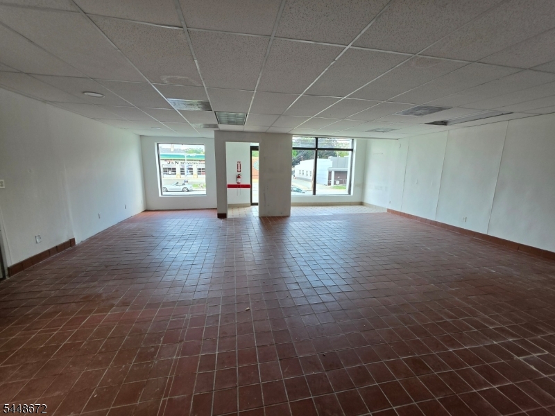 36 Franklin Ave Property Photo 3
