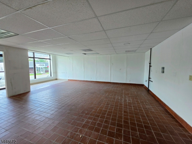 36 Franklin Ave Property Photo 4