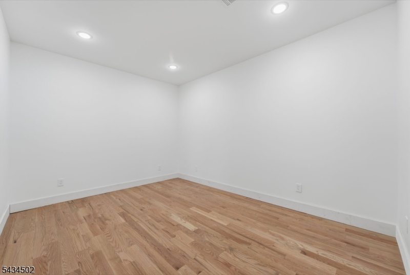 275 Longview Rd Property Photo 24