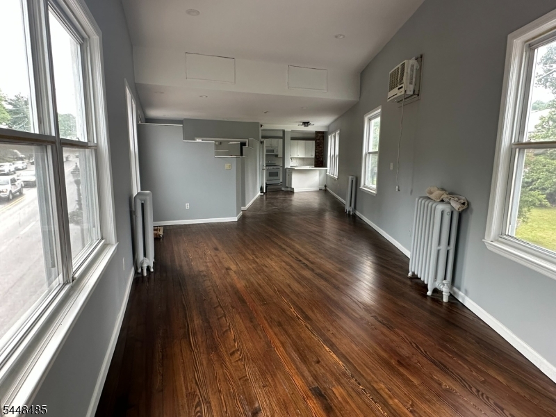 746 Bloomfield Ave 746 Property Photo 12