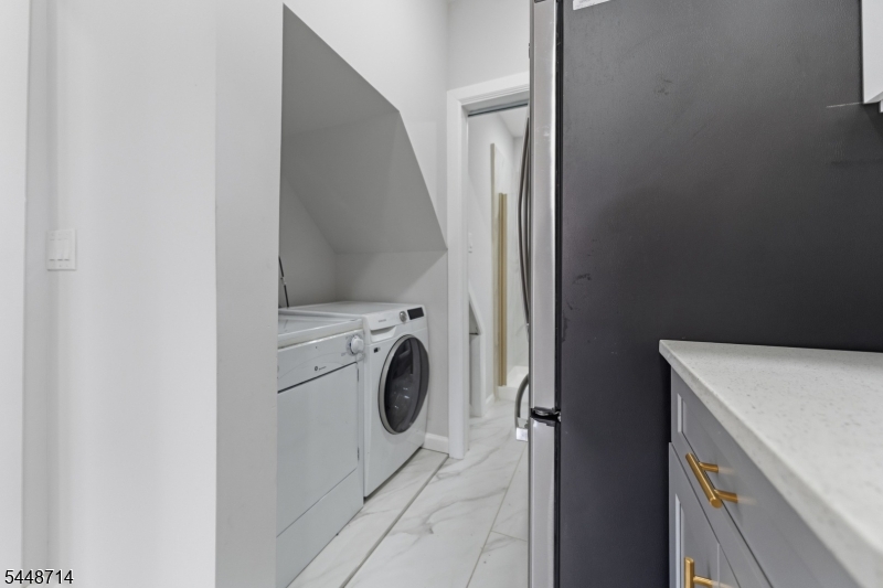 947 William St Property Photo 10