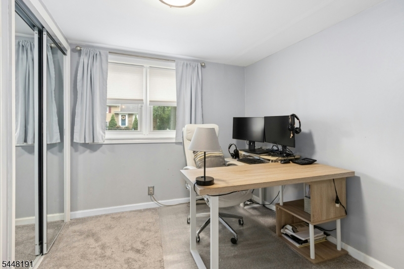52 Grand Street Property Photo 17