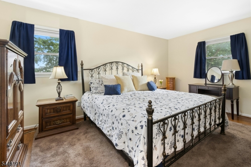 52 Grand Street Property Photo 20