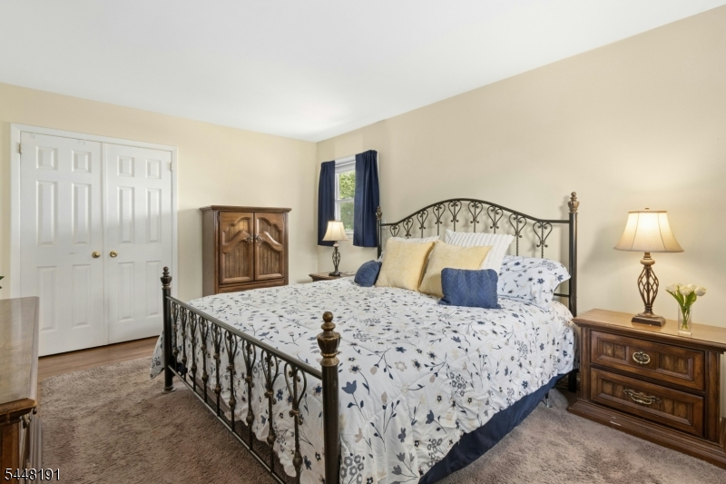 52 Grand Street Property Photo 21