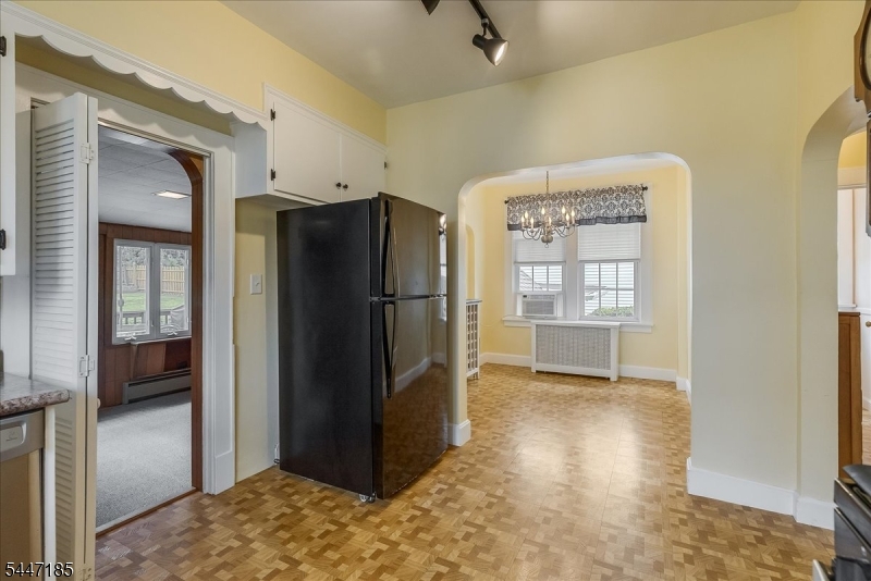 189 Mineral Spring Ave Property Photo 14