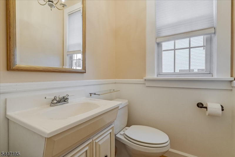 189 Mineral Spring Ave Property Photo 20