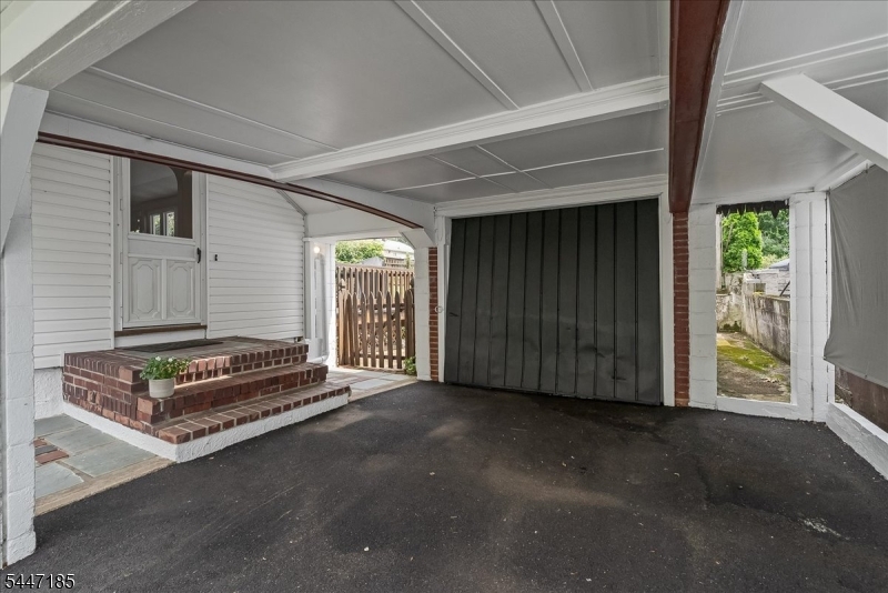 189 Mineral Spring Ave Property Photo 27