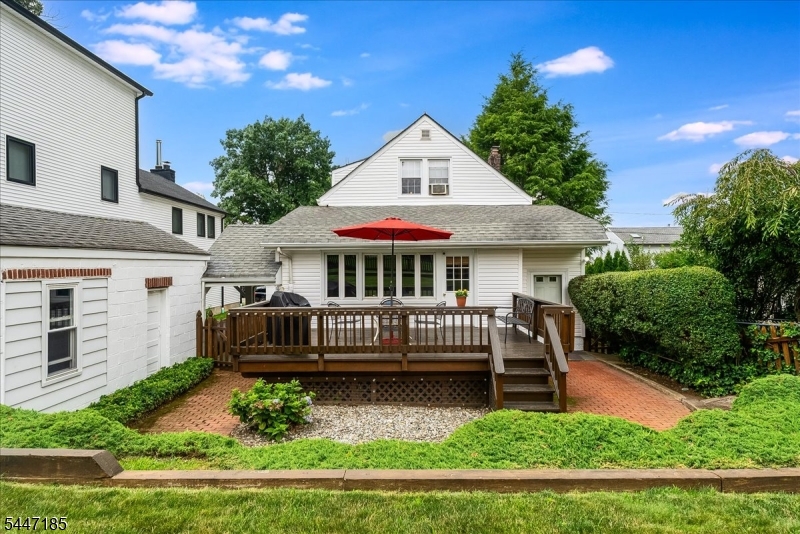 189 Mineral Spring Ave Property Photo 31