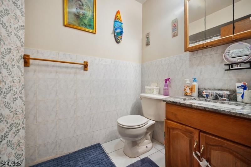 235 4th St Property Photo 11