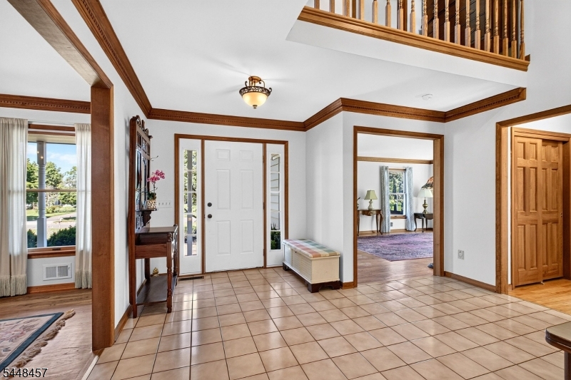 15 Hoffman Pl Property Photo 5
