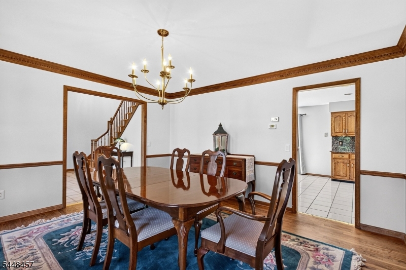 15 Hoffman Pl Property Photo 10